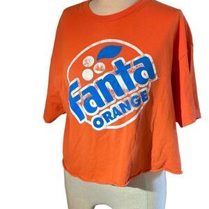 This shirt is Fanta…stick!  Halloween or anytime fun crop raw edge large
